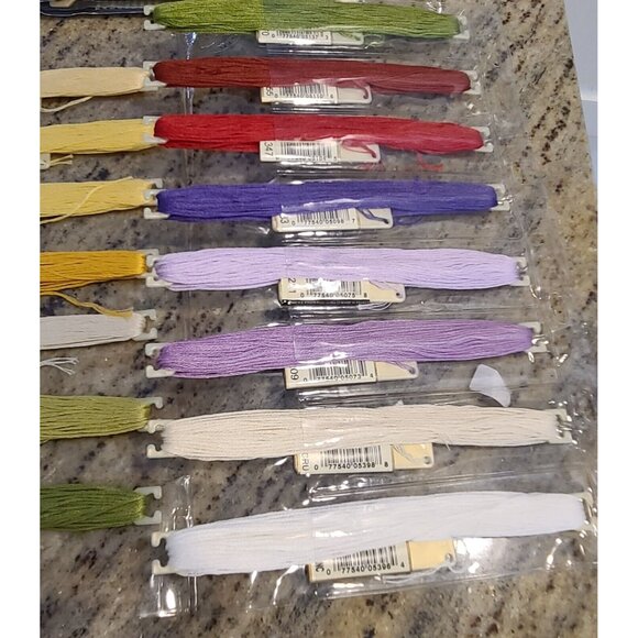 10 DMC Stitch Bow Floss Holders & 15 Skeins Embroidery Thread Lot - Picture 3 of 6